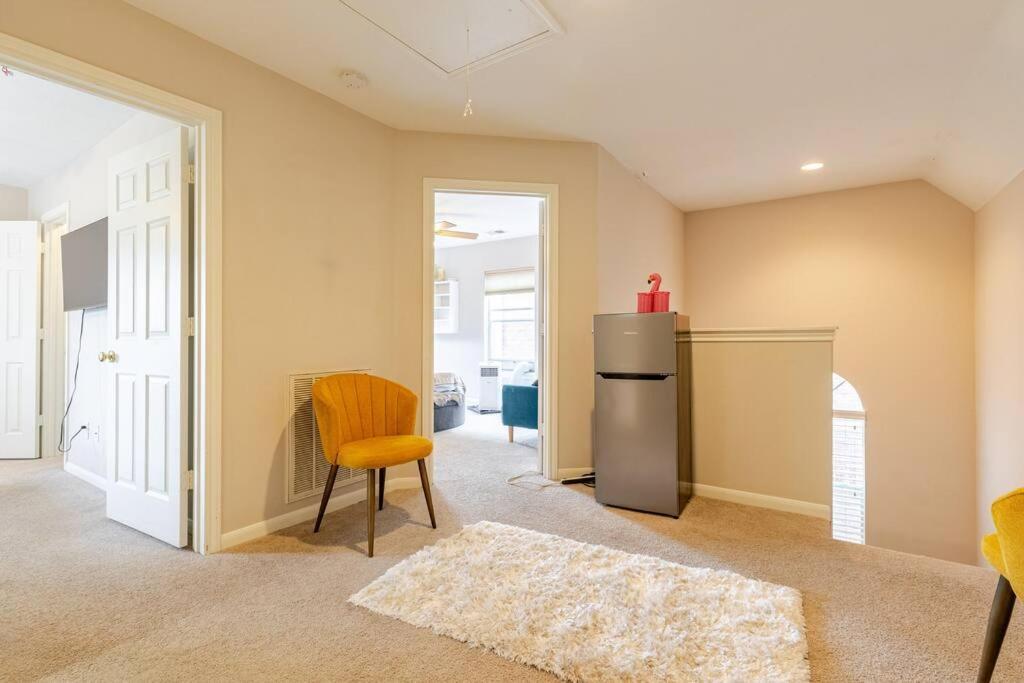 Insperit Home At Galleria With Heated Pool Spa Хьюстон Экстерьер фото